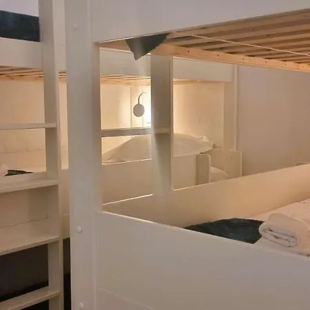 Uptica 16 Pers Piscine Vue *