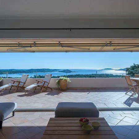 Villa Uptica 16 Pers Piscine Vue Porto-Vecchio (Corsica)