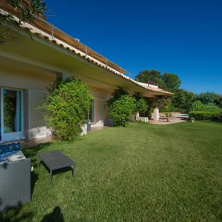 Uptica 16 Pers Piscine Vue Villa