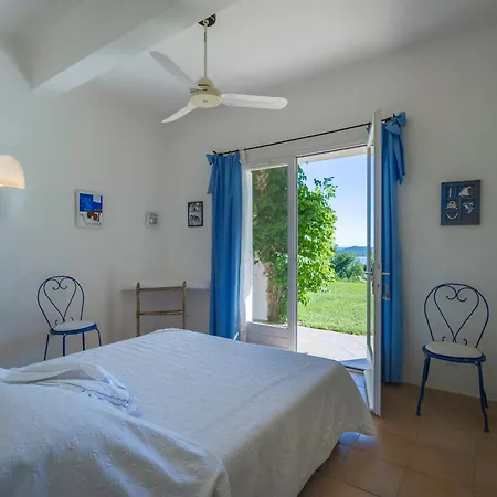 Uptica 16 Pers Piscine Vue Villa