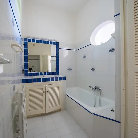 Uptica 16 Pers Piscine Vue *