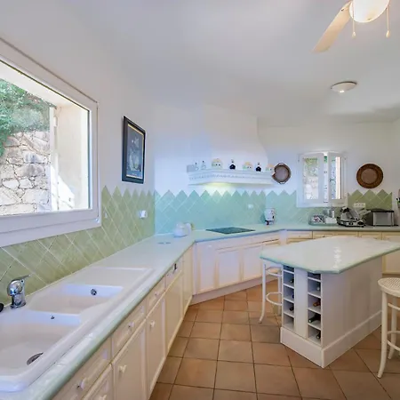 Uptica 16 Pers Piscine Vue Villa *